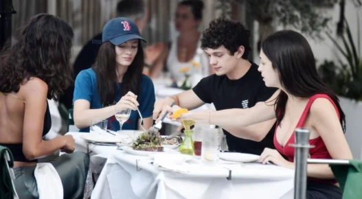 Noah Jupe, Freya Allan, Alisha Boe and Josie Totah together for Totah’s 25th birthday lunch