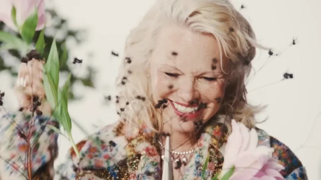 Pamela Anderson during Vogue Australia’s ikebana floral-arrangement feature, image 9