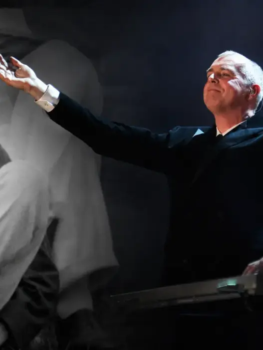 Alan Turing alongside Pet Shop Boys performing A Man From The Future