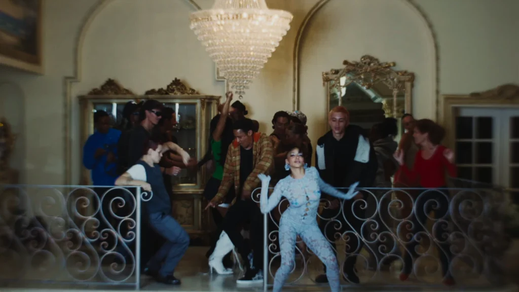 Tinashe in the official Melatonin music video.