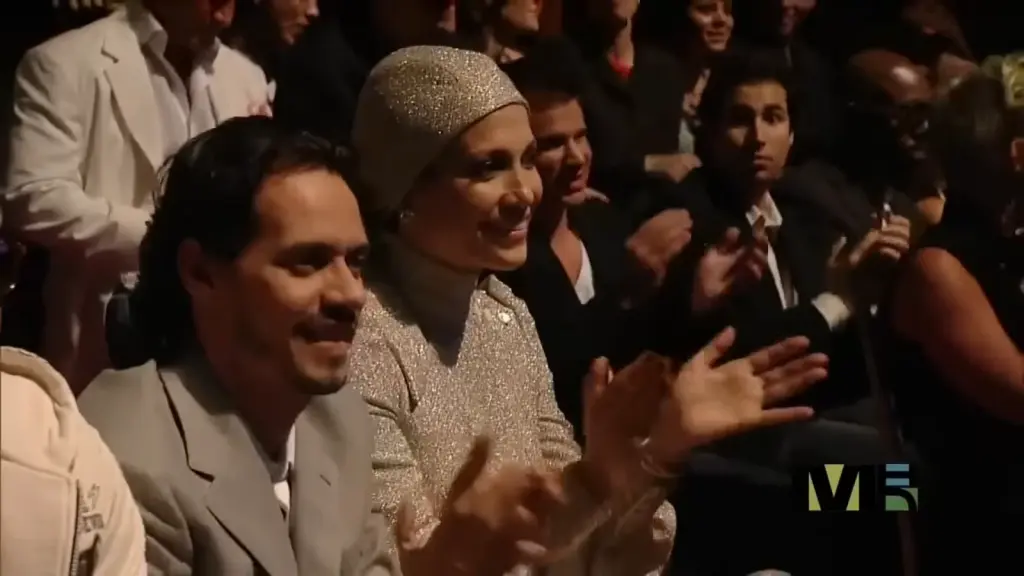 Broadcast frame from the 2006 MTV Video Music Awards at Radio City Music Hall