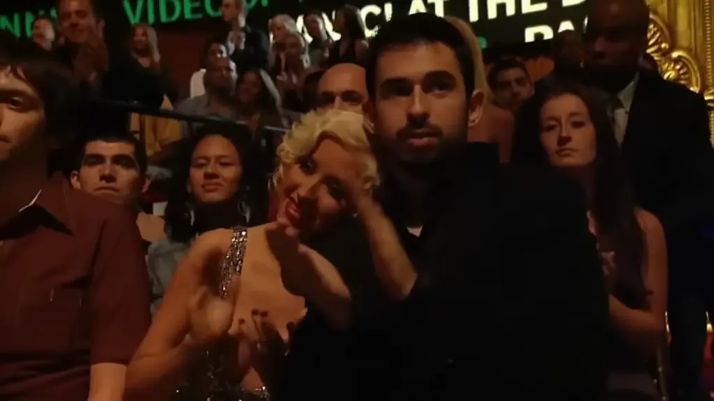 Broadcast frame from the 2006 MTV Video Music Awards at Radio City Music Hall