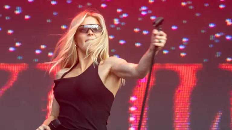 Performance Choice of the Day: Becky Hill “More! More! More!” Live At TRNSMT 2026