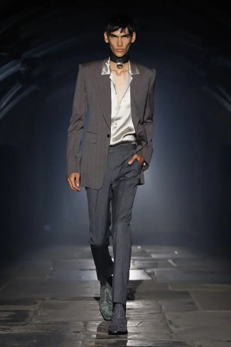 McQueen S/S 2027 Runway