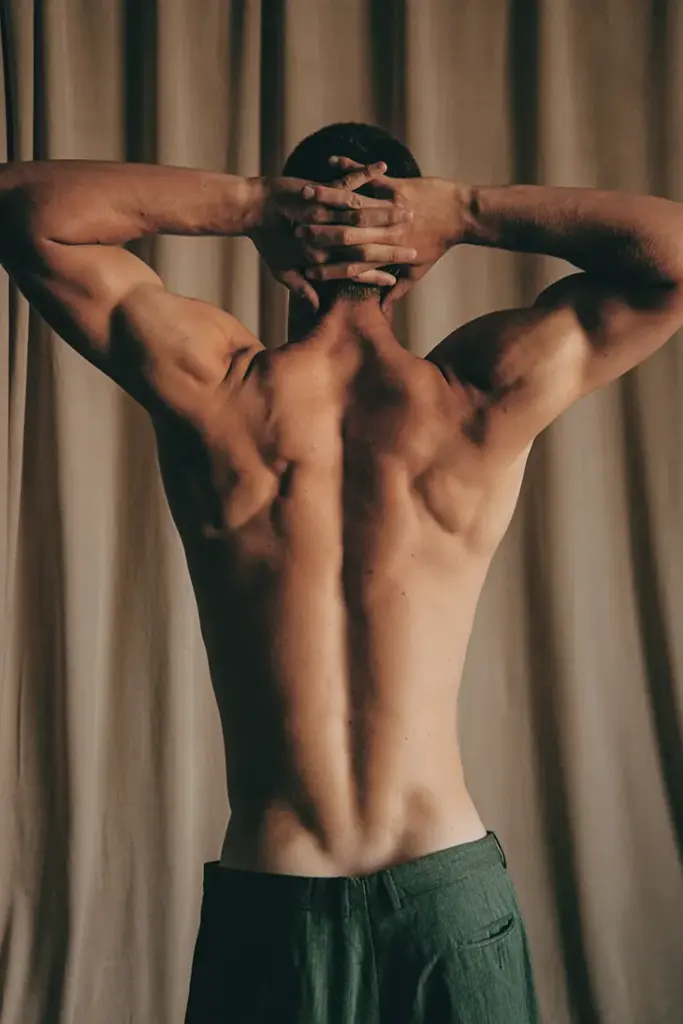 Tate Foxson photographed by Adam Washington for MMSCENE PORTRAITS