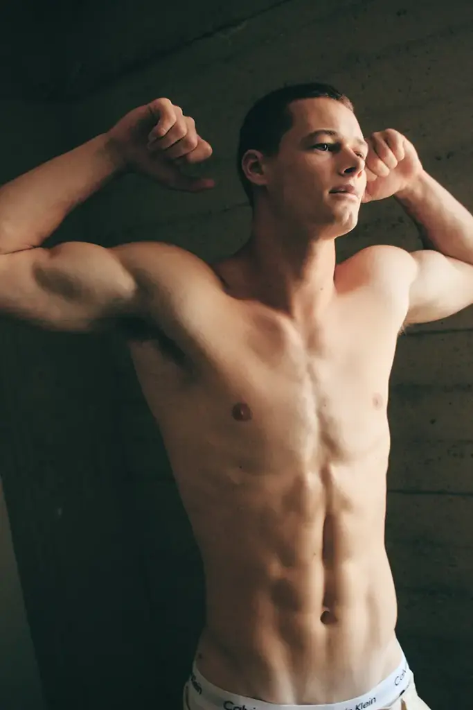 Tate Foxson photographed by Adam Washington for MMSCENE PORTRAITS