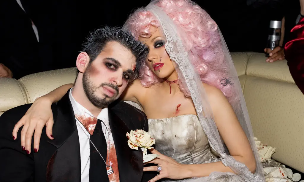 Christina Aguilera and Jordan Bratman in their Halloween 2006 corpse bride and groom costumes