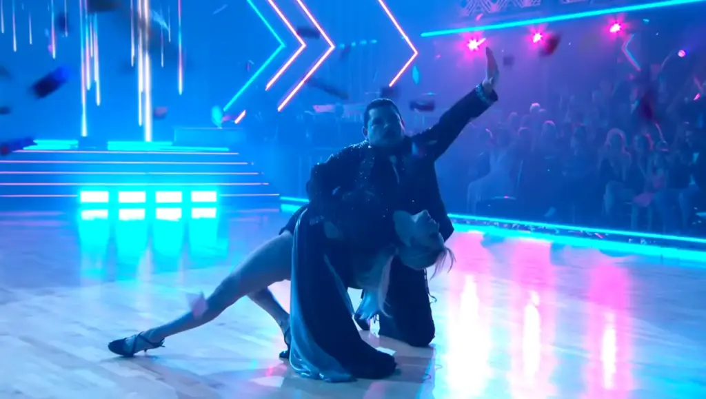 Guillermo Rodriguez and Witney Carson performing to Rihanna on Dancing with the Stars