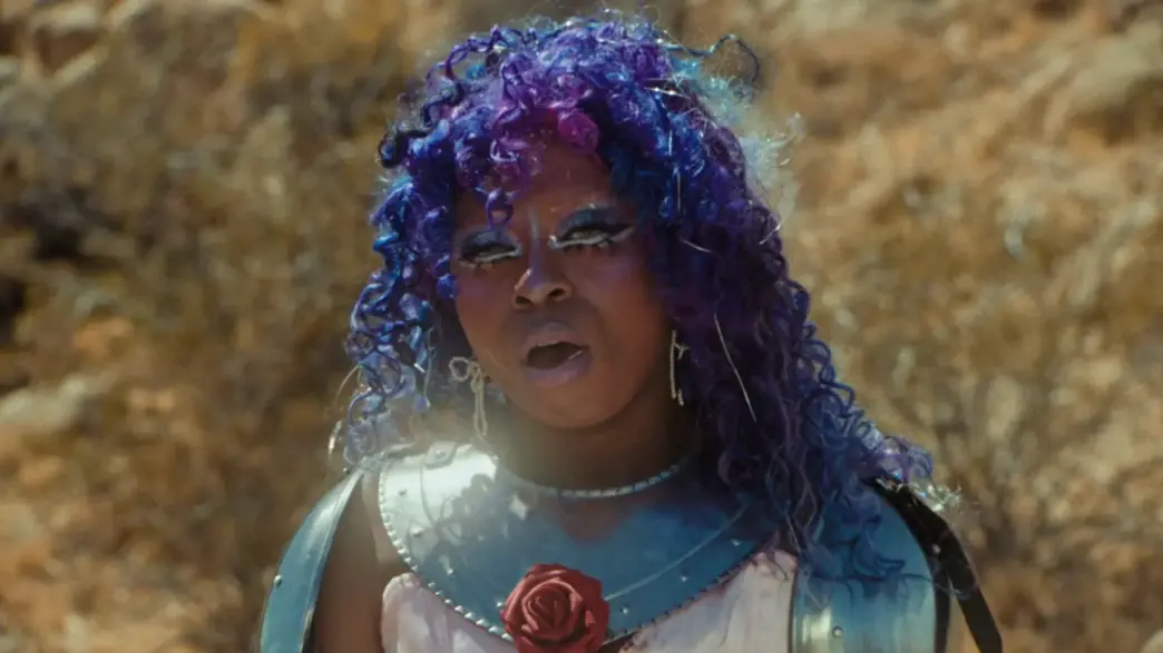 hemlocke springs in the official gloria! music video