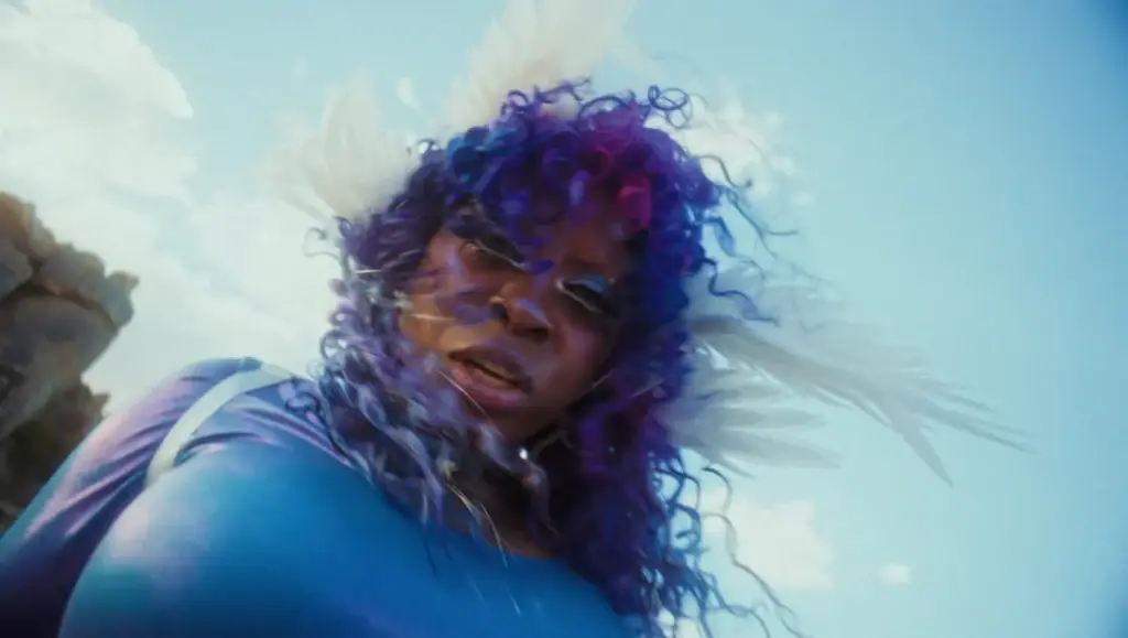 hemlocke springs in the official video for gloria!
