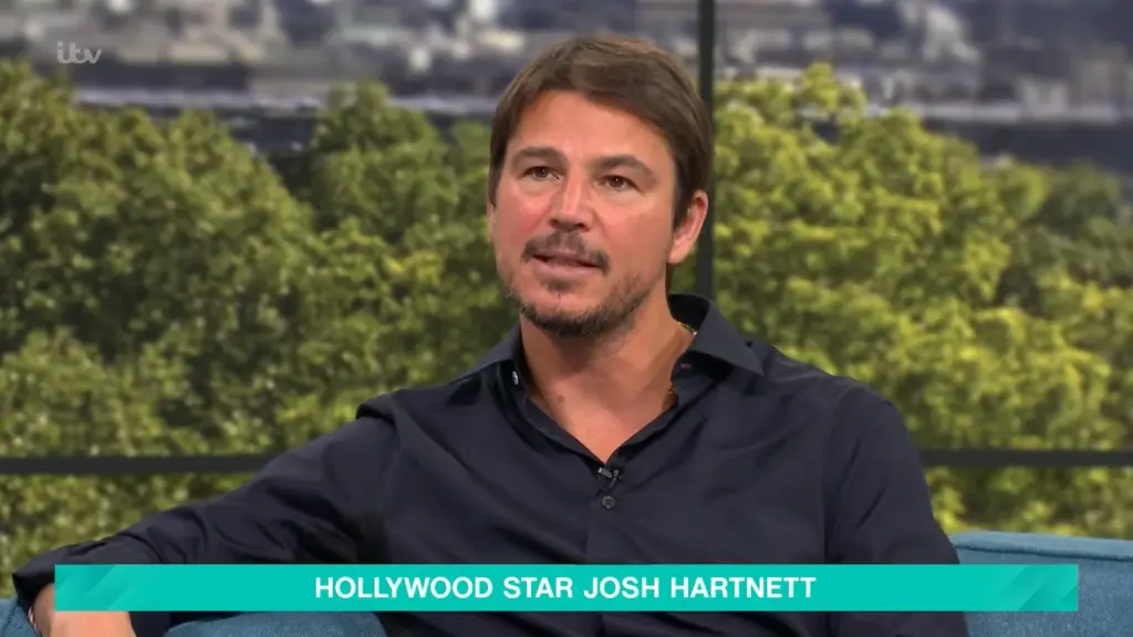 Josh Hartnett discussing how family influences the acting projects he chooses