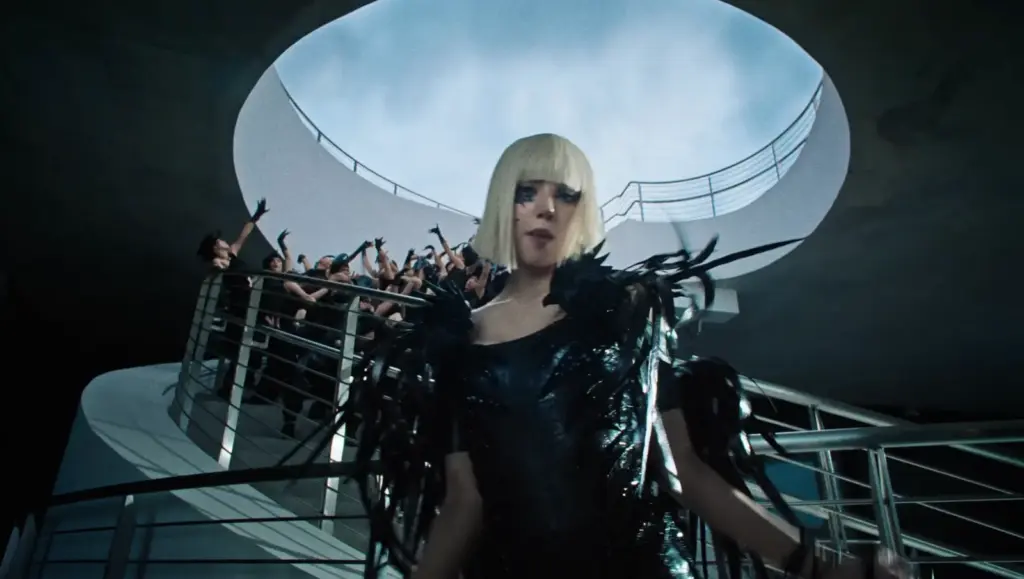 LISA in the SaWaDiKa official music video