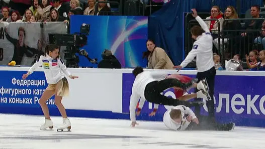 Vasilisa Kaganovskaya and Maxim Nekrasov during the 2026 warm-up collision