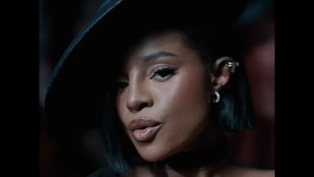 Scene from Sugababes’ Ghost official music video