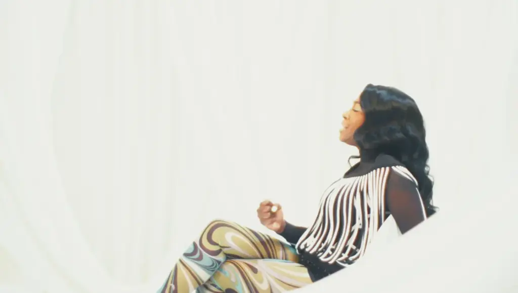 Scene from Tweet’s Love Again video