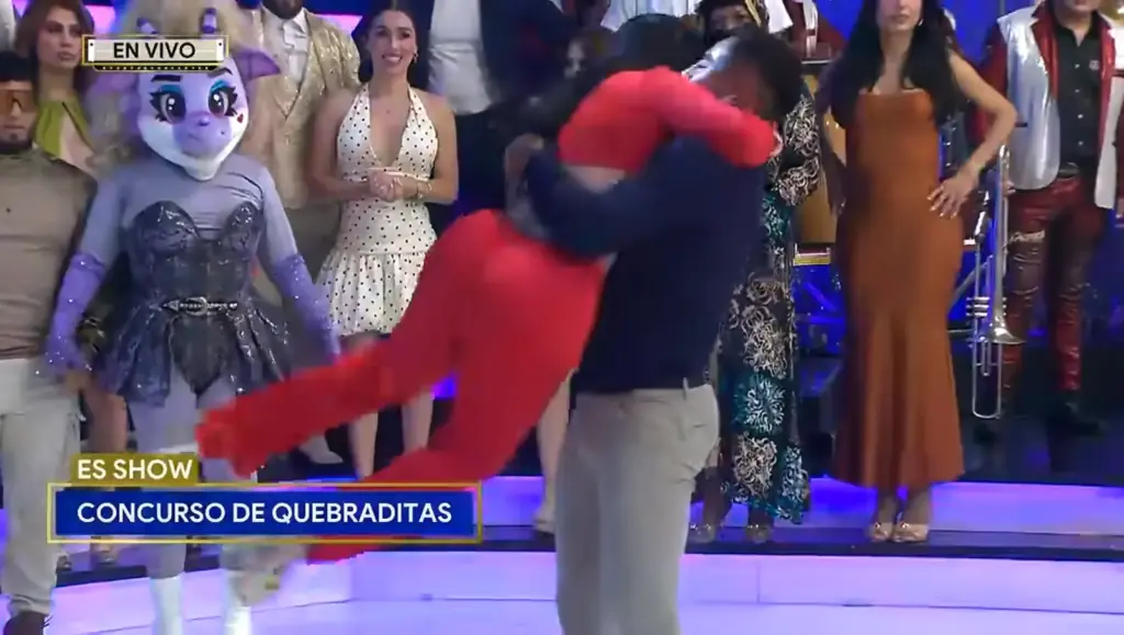 La Quebradita segment on Es Show