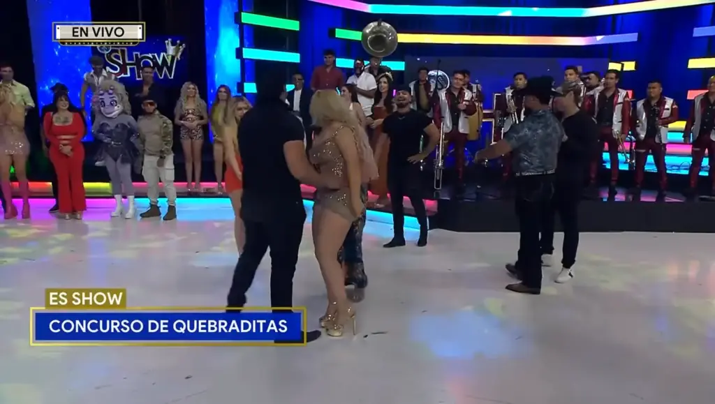 La Quebradita segment on Es Show