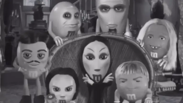 Holiday Watchable: 120 Minutes Of 2000s Halloween Commercials