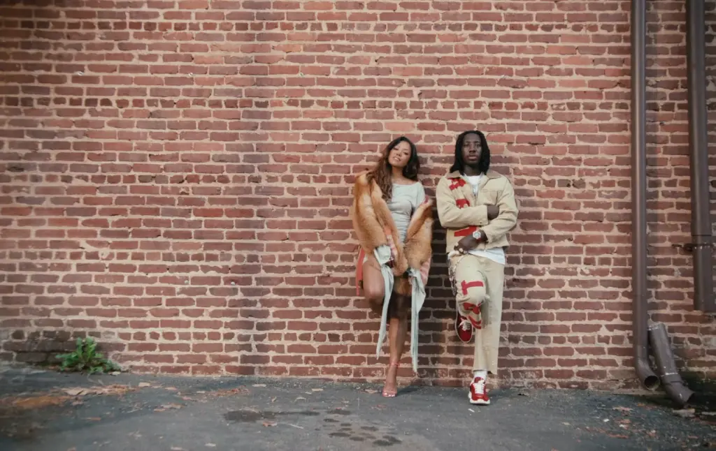 2Rare and Amerie in the Buss Down (1 Thing) music video