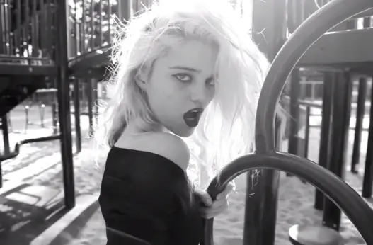 Sky Ferreira in the 2012 Everything Is Embarrassing music video filmed around Hollywood