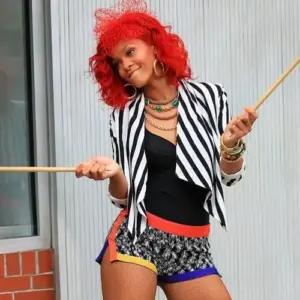 Artwork accompanying Rihanna featuring Drake's 2010 hit single What's My Name?