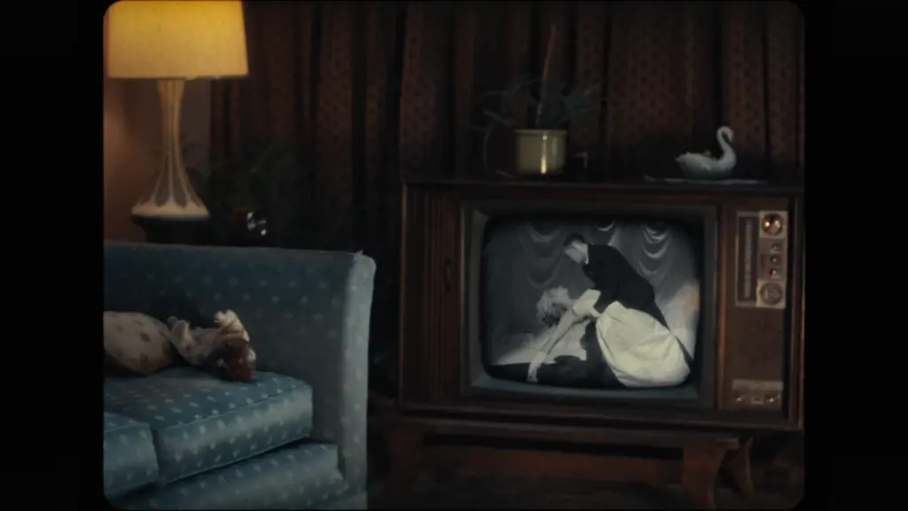 A scene from Ashe’s official “Lasso The Moon” music video, directed by Silken Weinberg