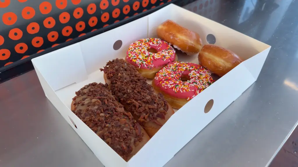 Los Angeles donut tasting from the YouTube video