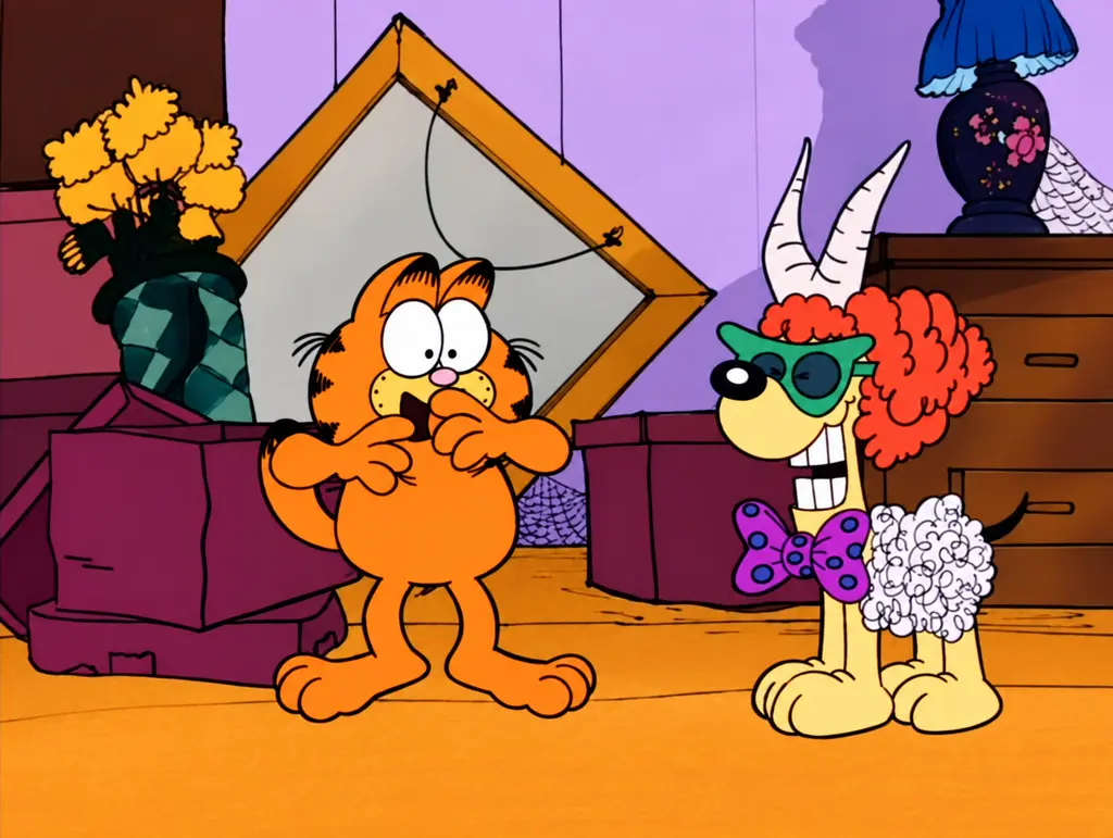 Garfield and Odie in costumes during Garfield’s Halloween Adventure
