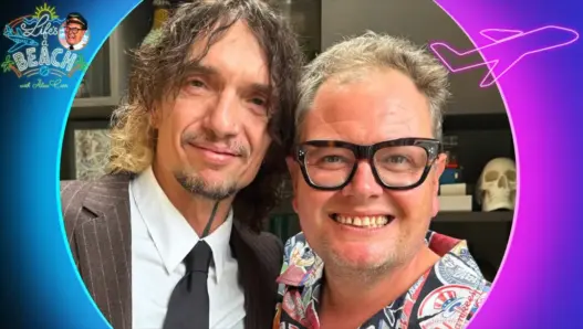 justin-hawkins-sits-in-for-a-flight-on-alan-carrs-lifes-a-beach-podcast