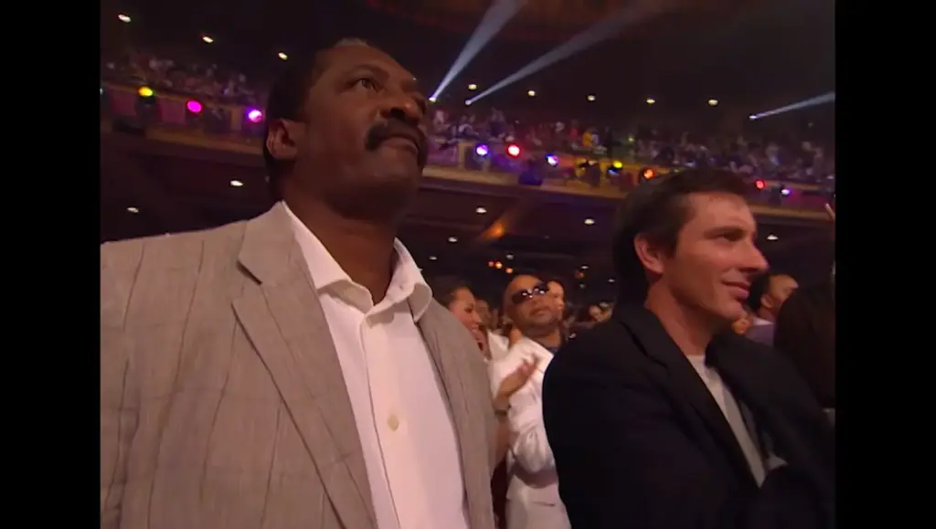 Kelly Rowland during the 2007 BET Awards Like This performance