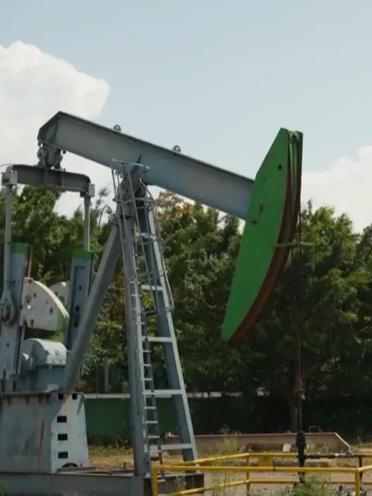 Oil and gas extraction in northern Veracruz as Mexico debates fracking