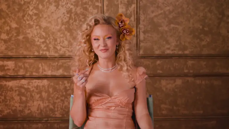 Zara Larsson Is “On Repeat”For Glamour Australia