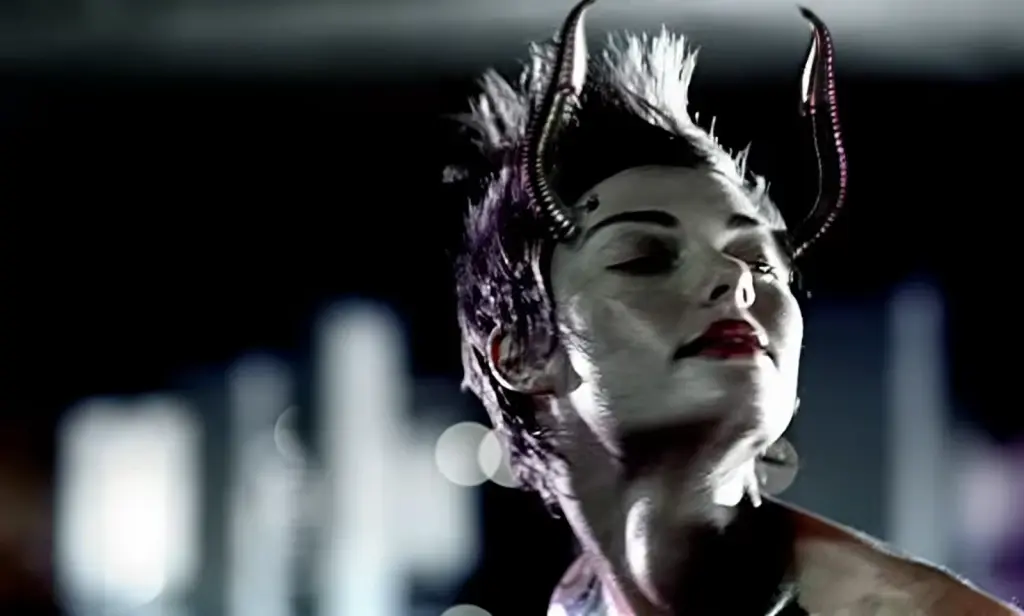 Primal Scream Miss Lucifer music video, 2002