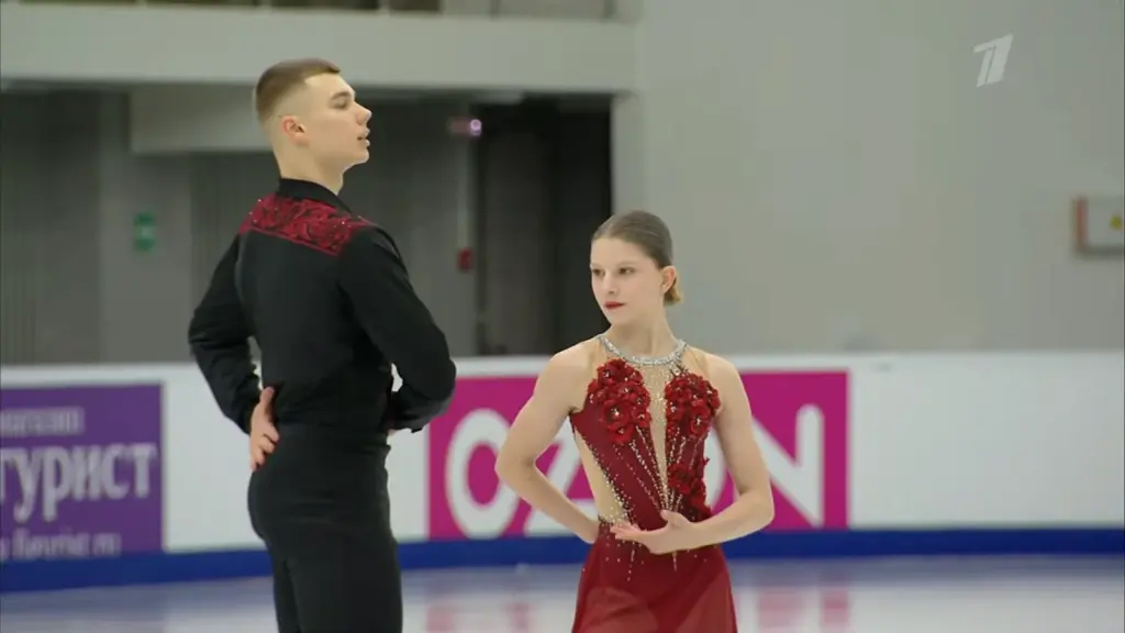 Alexander Samorukov and Darya Tretyakova skating their pairs program