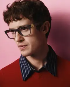 Joseph Quinn For Versace’s Frames