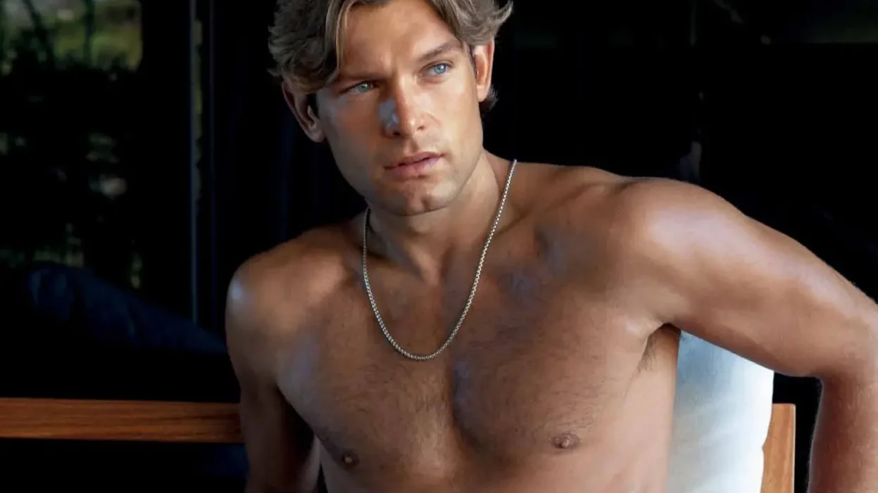 Supermodel Elliott Reeder For Indonesian Magazine DaMan