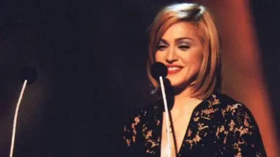 Way Back Wednesday: The Inaugural 1995 VH1 Fashion & Music Awards