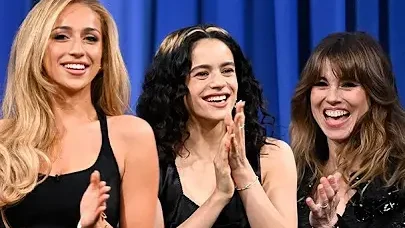 ROSALÍA, Linda Cardellini & Tate McRae Play A Rousing Game Of Charades
